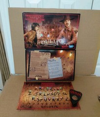 Hasbro Stranger Things Ouija Board Game Complete + Season 1 DVD Unopened +Poster