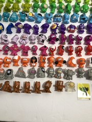 Gogo’s Crazy Bones Huge Mixed Lot of 275+ Figures, Tin, & Stickers