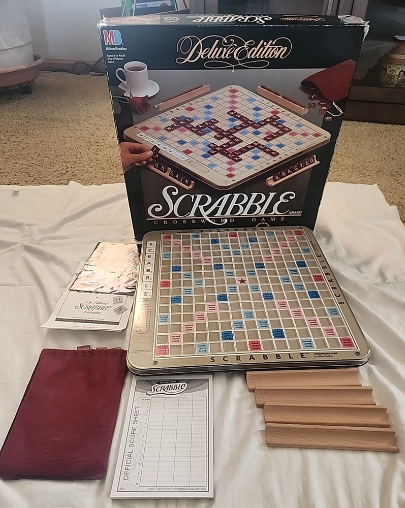 Scrabble Deluxe Edition Vintage 1989 Rotating Turntable USA Missing Drawstring