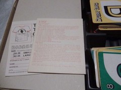 Deluxe UNO game – 1978 edition 90% complete w/box missing ( -7 cards )