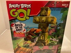Angry Birds GO! Jenga Tower Knockdown Game Hasbro Gaming