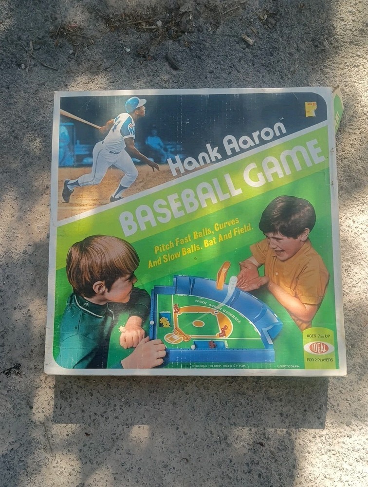 Vintage RARE 1973 Ideal Toys Hank Aaron Baseball Game