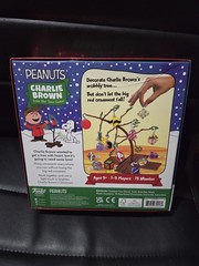 Funko Peanuts Charlie Brown Trim the Tree Complete Game for 1-5 Players