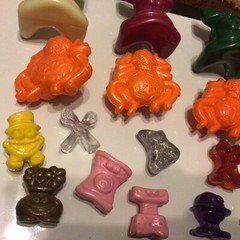 Lot of 17 GoGo’s Crazy Bones by Magic Box various sizes and 1 is glittery