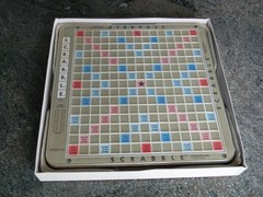 Milton Bradley 4034 Scrabble Deluxe Edition Board Game