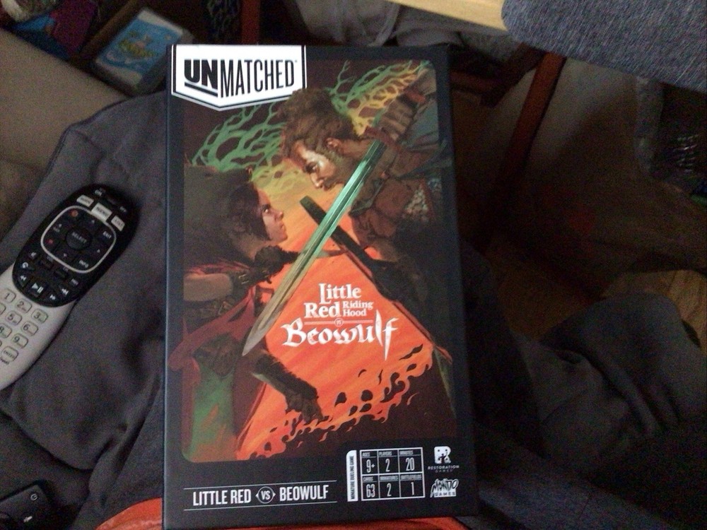 Unmatched – Little Red Riding Hood vs Beowulf Board Card Game Mondo Restoration