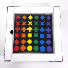Qwirkle Board Game COMPLETE 108 Tiles Shapes Colors Good Strategy MindWare
