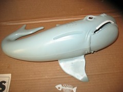 Vintage 1975 Ideal THE GAME OF JAWS Shark Missing Fin w/ Box