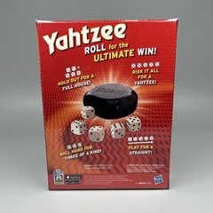 Yahtzee Dice Game Hasbro 00950 Classic Shake Score Shout – New Sealed