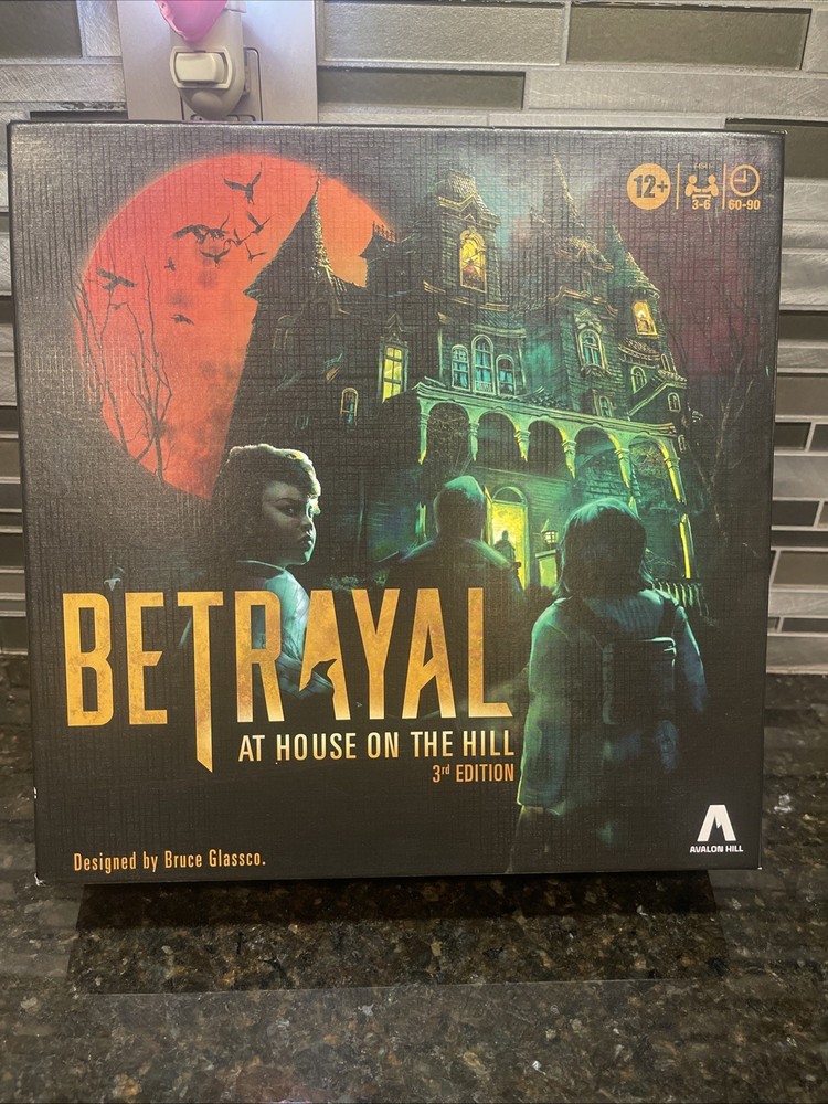 Avalon Hill Betrayal at House on the Hill 3rd Edition 100% Complete EXCELLENT!