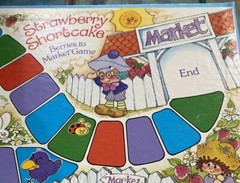 Vintage 1979 Strawberry Shortcake Berries To Market Game BOARD & 2 Pieces