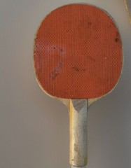 (4) Vintage Wilson E6036 Wooden Ping Pong / Table Tennis Paddles Orange/Brown