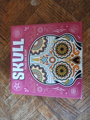 Space Cowboys Skull Strategy Board Game Complete Ages 10+ 3 Players 2021