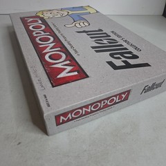Fallout Monopoly Collector’s Edition Board Game 2016 (all 6 Collectible tokens)