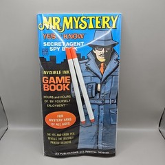 NEW Vintage Mr. Mystery Yes & Know Secret Agent Spy Book Invisible Ink Game Book