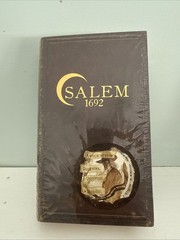 Salem 1692 Witch Hunt Facade Card Game 20-40 Minutes 4-12 Players Age 13+ NEW