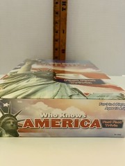 WHO KNOWS AMERICA Fast Fact Family Trivia Game By Playmonster LLC New In Box
