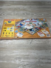Family Guy Collector’s Edition Monopoly by USAopoly 2006 BRAND NEW Sealed