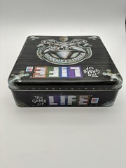 Pirates of the Caribbean The Game of Life Collector’s Edition Tin COMPLETE 2004