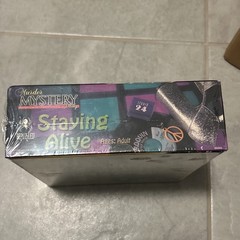 Murder Mystery Party – Staying Alive  2002 University Games Corp. – Sealed Box
