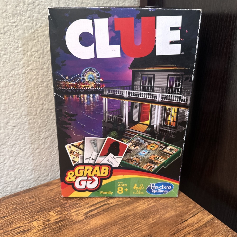NIB Hasbro Gaming Clue Grab & Go Family Ages 8+ 3-6 Players