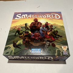 Days of Wonder Small World Board Game Spiel des Jahres -used in great condition