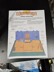 Winning Moves 13 Dead End Drive Mystery, Suspicion and Foul Board Game