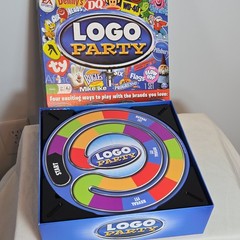 Spin Master Logo Party Board Game Brands Theme Reveal Draw Ages 8+ Complete