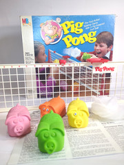 Vintage Pig Pong Milton Bradley 1986 Game Table Tennis COMPLETE
