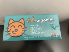 Solid Roots Cat-a-gories Game 2-4 Players 6+Wearable Cat Paws Dice & Topic Cards