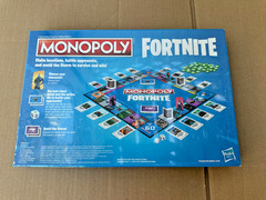 Hasbro Monopoly Fortnite Edition Board Game EPIC VIDEO GAMES NEW NON-MINT