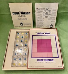 Vintage 1968 CUBE FUSION The Space Age 3D Tic Tac Toe Creative Thinking Game