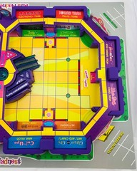 2005 Mall Madness Game Milton Bradley Complete Working Great Condition FREE SHIP