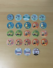 Lot of 23 Tazos Pogs Looney Toons Minions Pets Simpsons Sabritas
