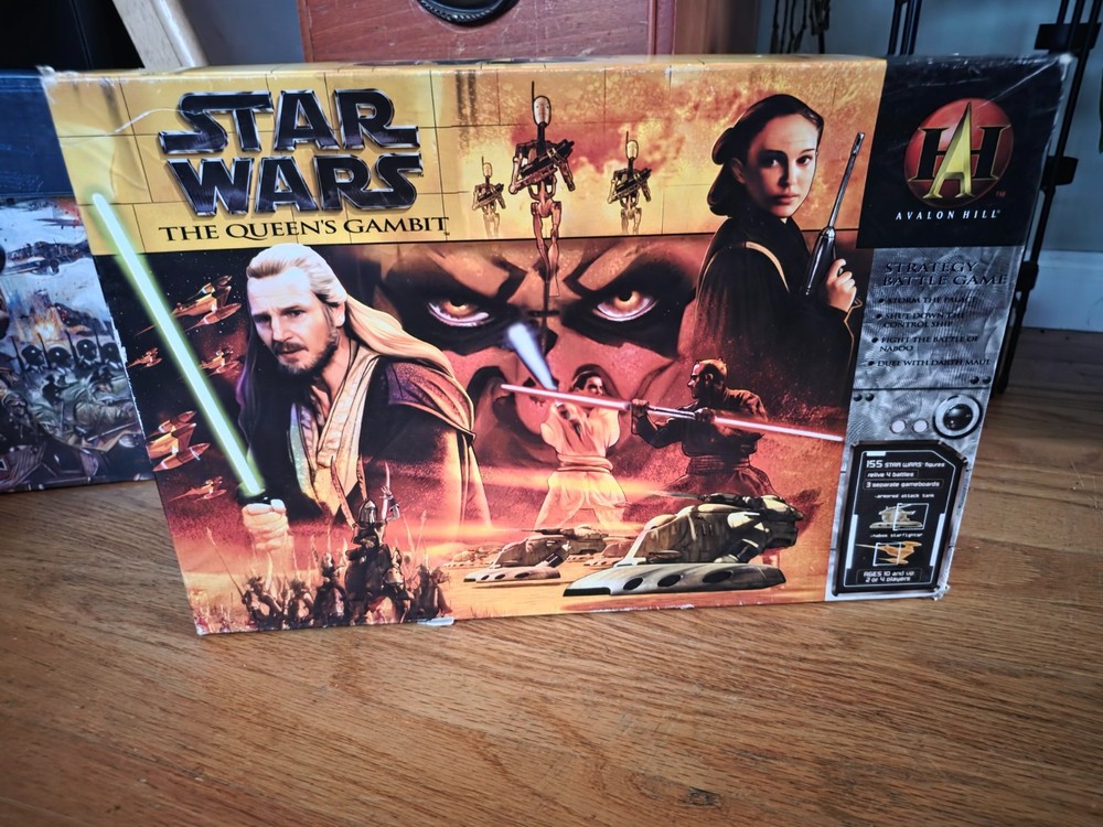Avalon Hill Starwars: Queen’s Gambit Strategy Battle Board Game
