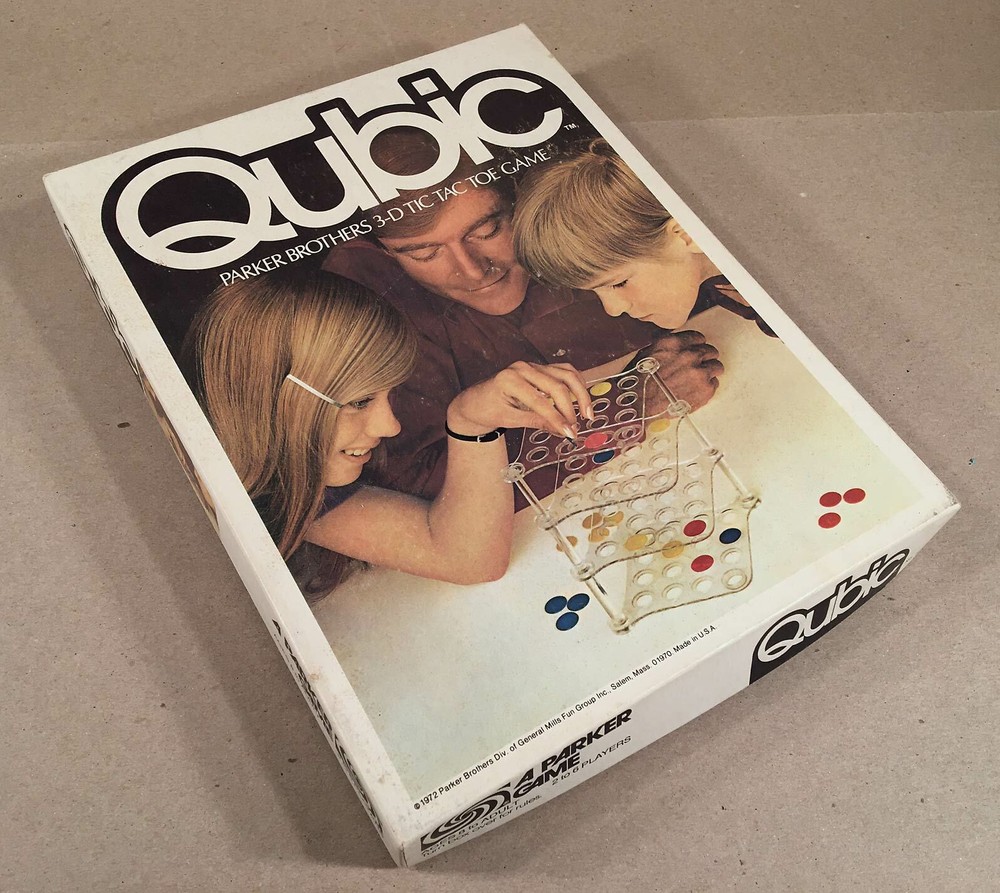 1972 Parker Brothers QUBIC GAME 3-D TIC TAC TOE No. 401 for Parts or Repair