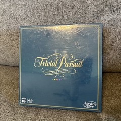 Trivial Pursuit: Classic Edition Trivia Game Ages 16+ Complete Factory Sealed