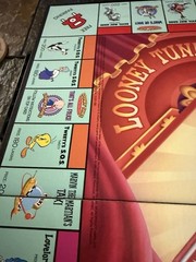 1999 Looney Tunes Monopoly Official Classic Cartoon Limited Edition Vtg