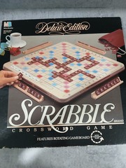 Milton Bradley Scrabble Deluxe Edition Rotating Gameboard Turntable 1989 4034
