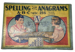 RARE Antique vtg 1930 ANAGRAMS Letter Tile Spelling Game Box