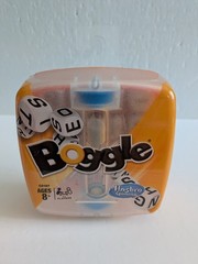 Hasbro Gaming Travel Size Boggle On The Go Word Puzzle Family Fun Game Brand New