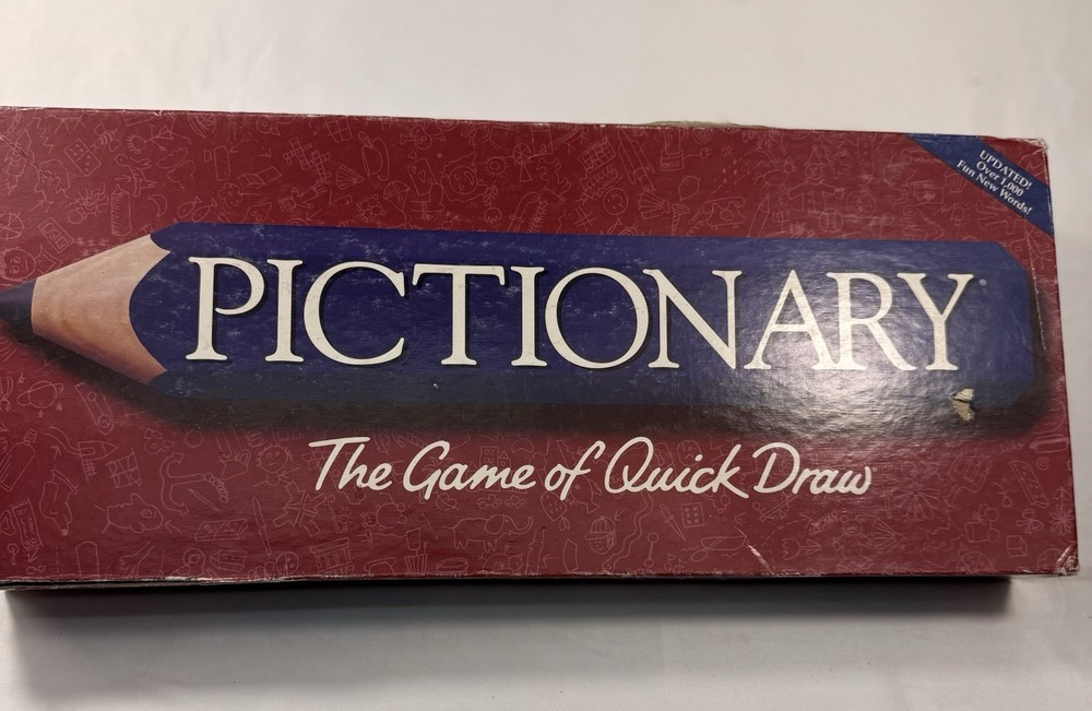 Pictionary The Game of Quick Draw 1997 Complete. Milton Bradley Board Game