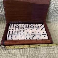 Vtg Wooden Mini Domino Set Complete 28 Pieces Floral Marquetry Inlay Box Game