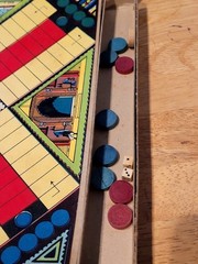 VINTAGE 1920’S MILTON BRADLEY GAME OF INDIA
