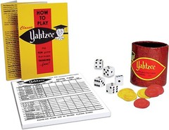 Yahtzee Classic Dice Game – Family Game Night Kids 8+ & Adults