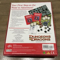 Dungeons & Dragons 2011 Starter Set D&D Red Box UNUSED NO DICE