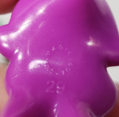 Gogos Crazy Bones Aliens Lot of 17 Vintage Glow In The Dark Glowing Eyes Go Go