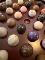 Vintage The Bombay Company Wood Solitaire Game 36 Heavy Marbles 1994 Luxury Set