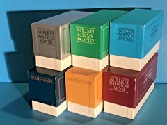 Vintage TRIVIAL PURSUIT “CLASSIC” LOT ~ 3,000 Cards ~ 6 early editions ~ LOOK!