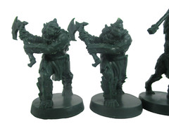 HeroQuest: 8x ORC Minis & Card NEW!!